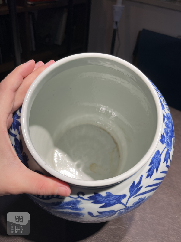 清道光 青花缠枝莲纹盖罐一对 - 图25